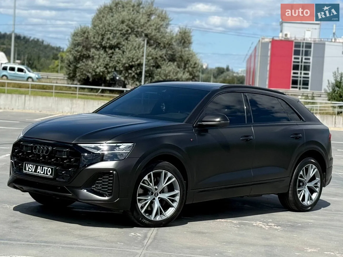 2025 Audi Q8 - мініатюра 2