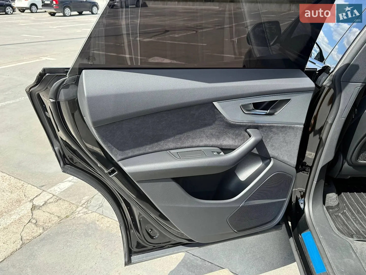 2025 Audi Q8 - мініатюра 52