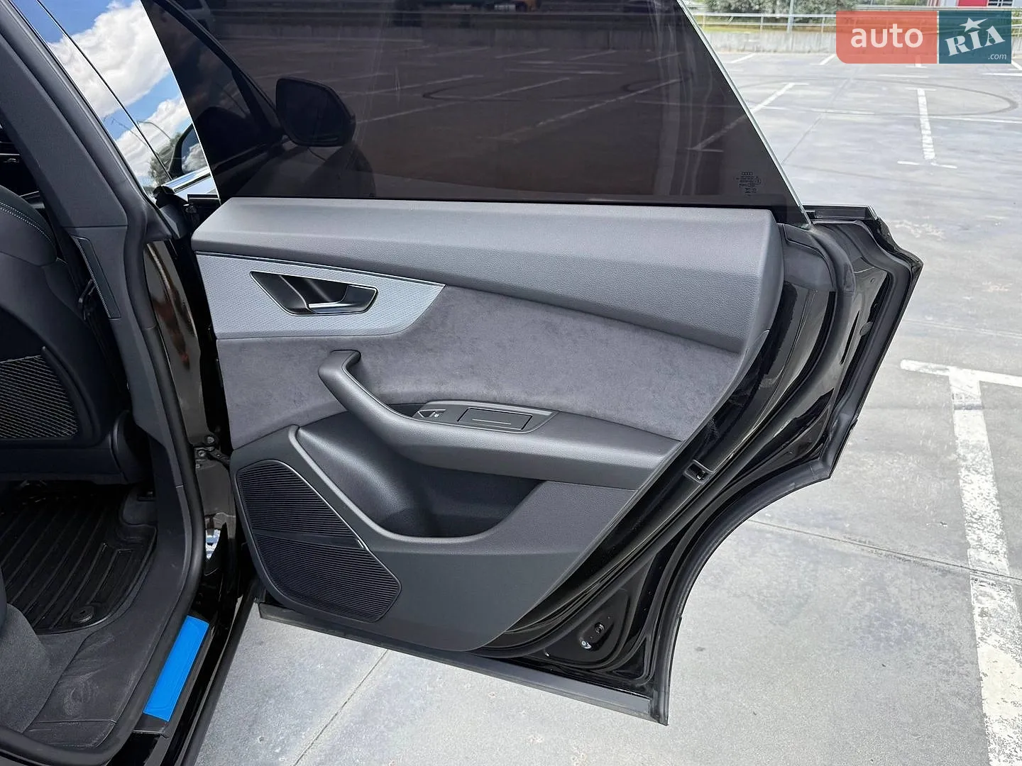 2025 Audi Q8 - мініатюра 56