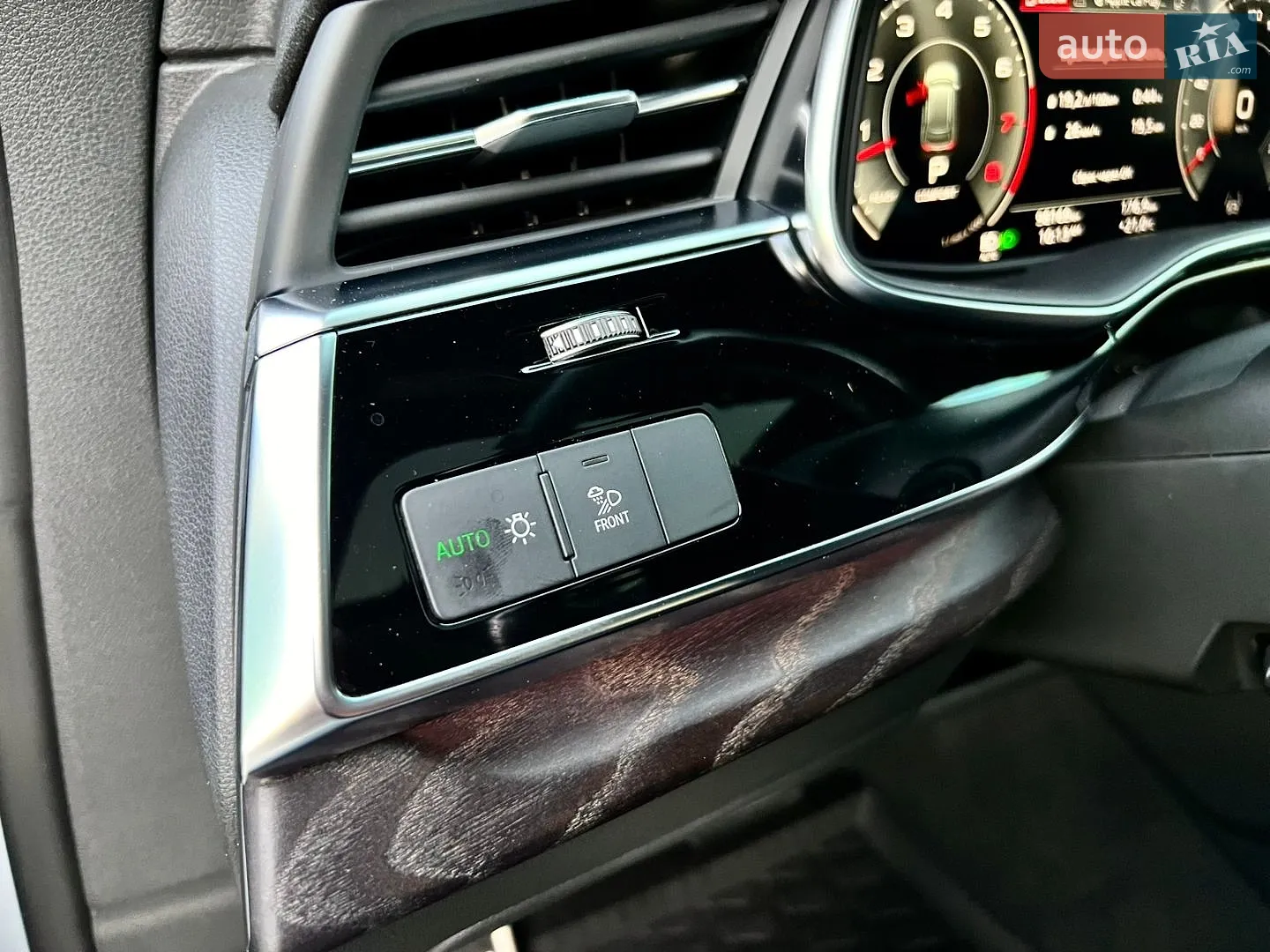 2021 Audi Q8 - мініатюра 30