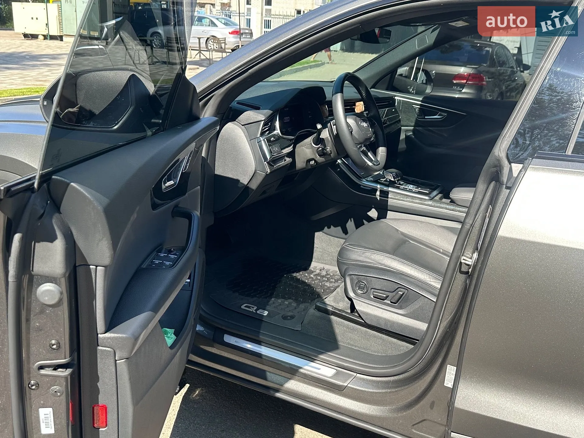 Audi Q8 2020 VIN WA1BVAF12LD008219 фото оголошення 30 з 44