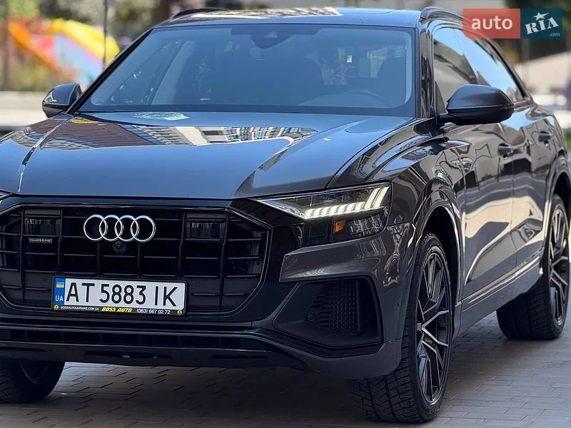 Audi Q8