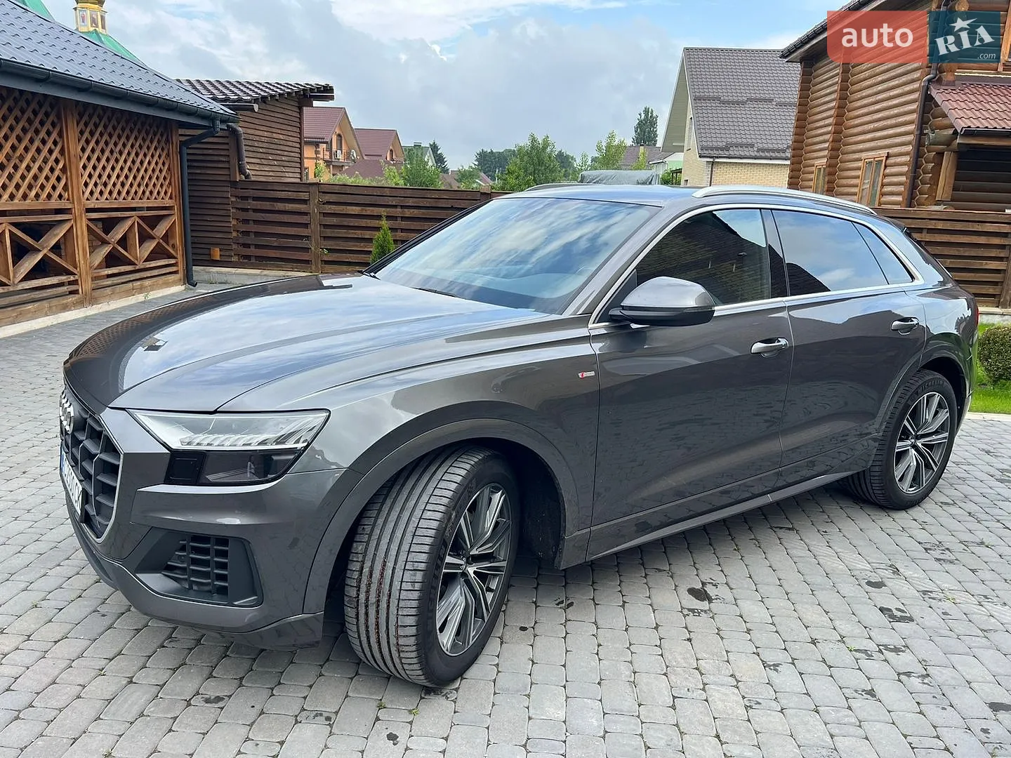 2019 Audi Q8 - мініатюра 2