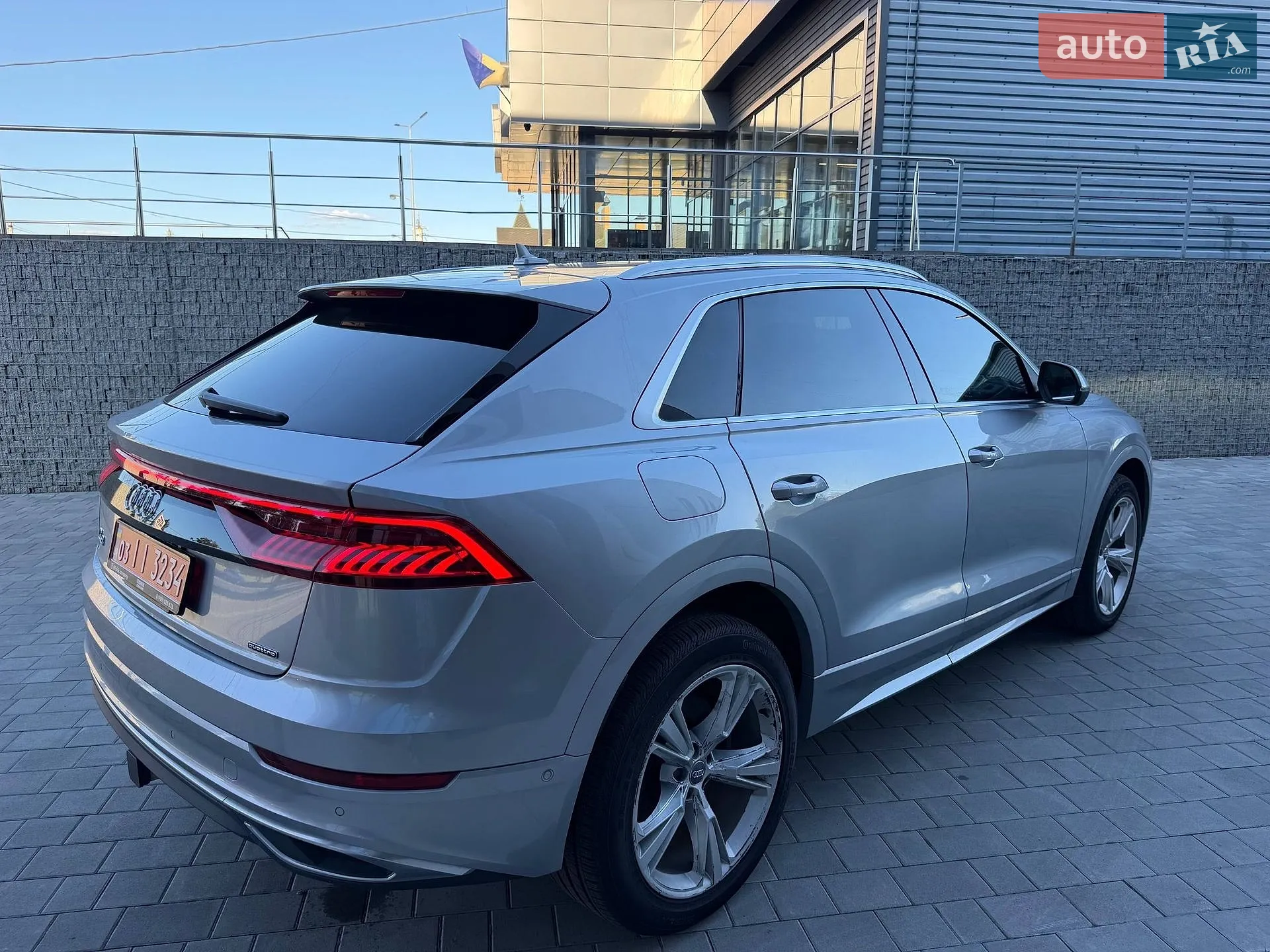 2018 Audi Q8 - мініатюра 3