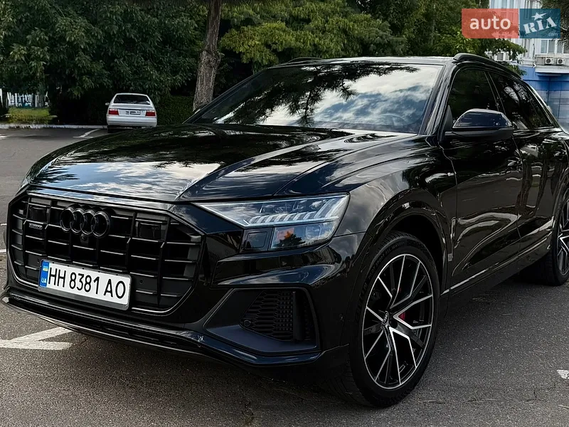 Audi Q8