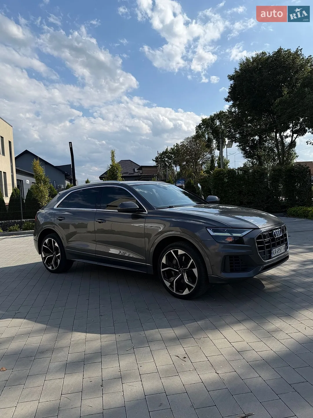 2019 Audi Q8 - мініатюра 2