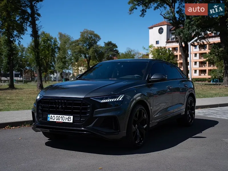 Audi Q8