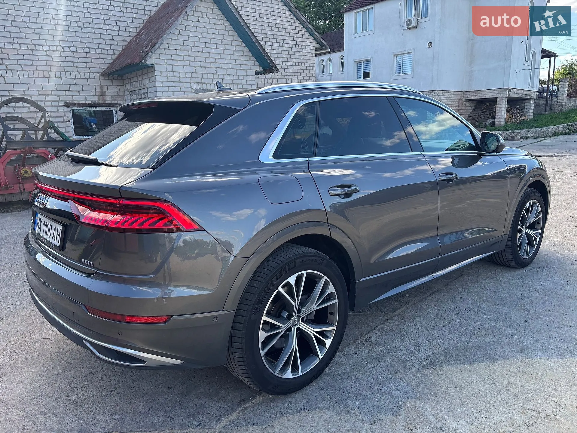2018 Audi Q8 - мініатюра 2