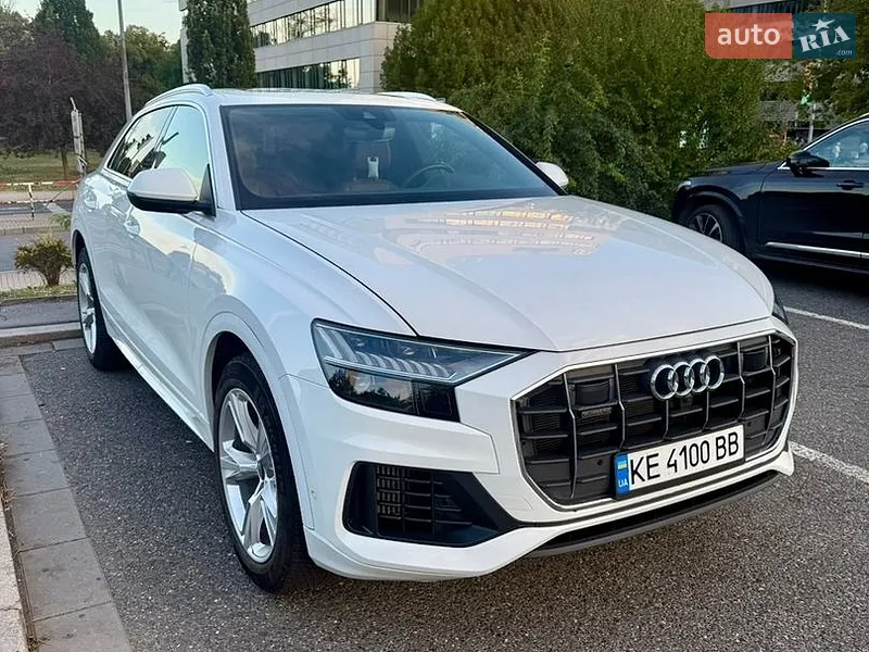 Audi Q8