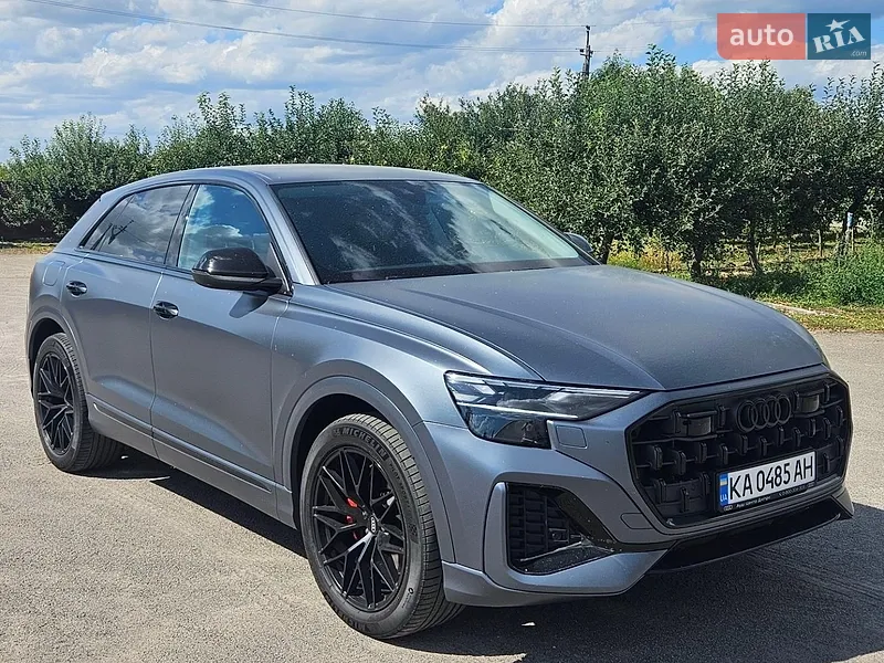 Audi Q8
