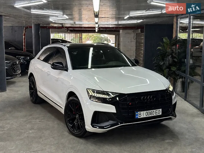 Audi Q8