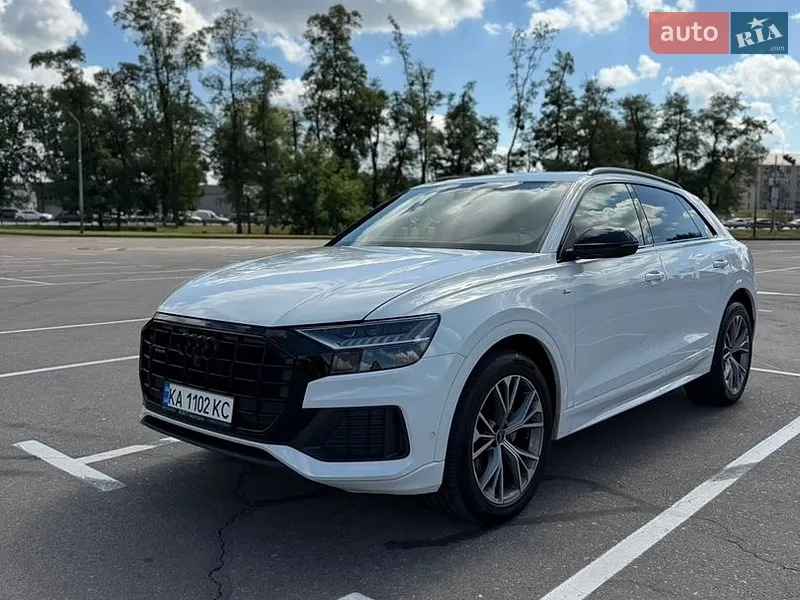 Audi Q8