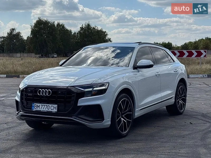 Audi Q8