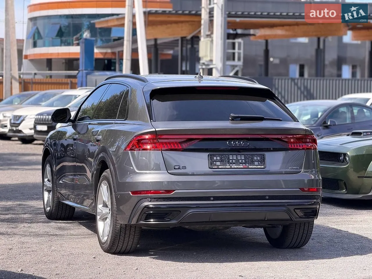 2021 Audi Q8 - мініатюра 3