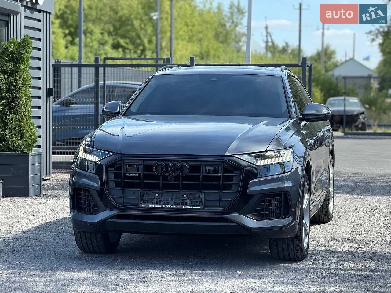 2021 Audi Q8 - фото 1