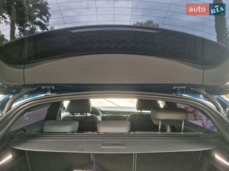 Внедорожник / Кроссовер Audi Q8 2020 в Киеве