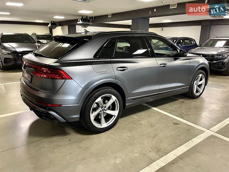Внедорожник / Кроссовер Audi Q8 2018 в Львове