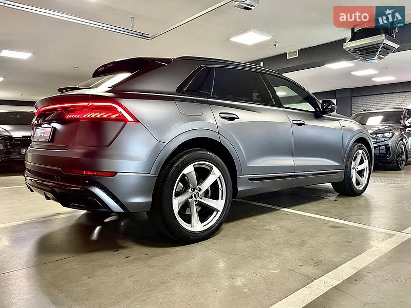 Внедорожник / Кроссовер Audi Q8 2018 в Львове