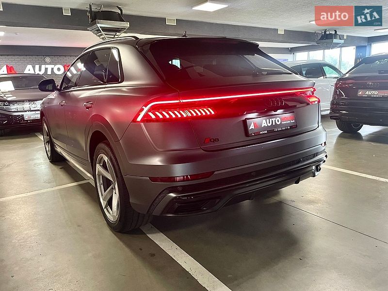 Внедорожник / Кроссовер Audi Q8 2018 в Львове