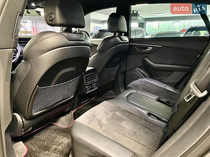 Внедорожник / Кроссовер Audi Q8 2018 в Львове