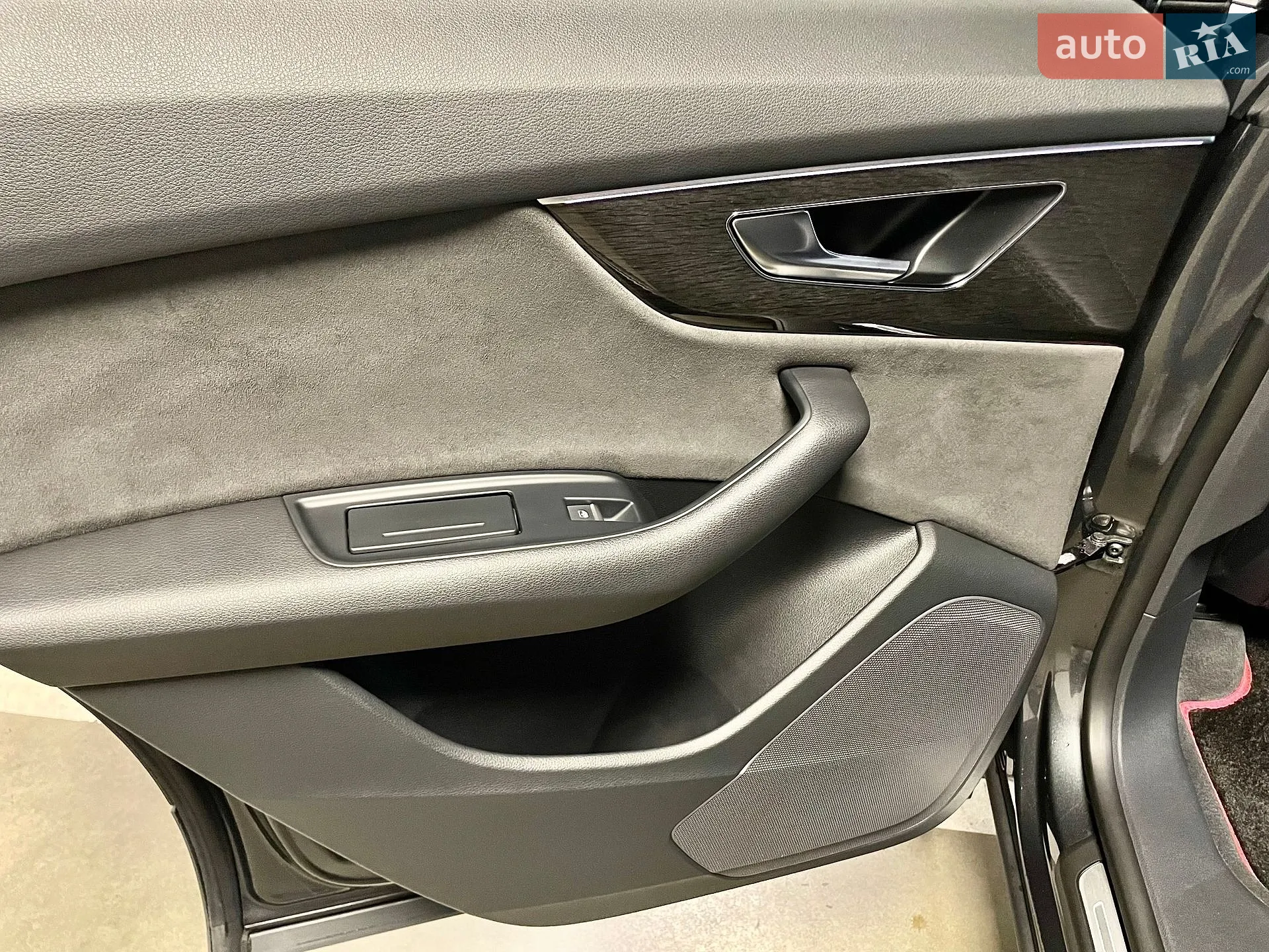 2018 Audi Q8 - мініатюра 49