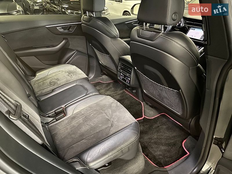 Внедорожник / Кроссовер Audi Q8 2018 в Львове