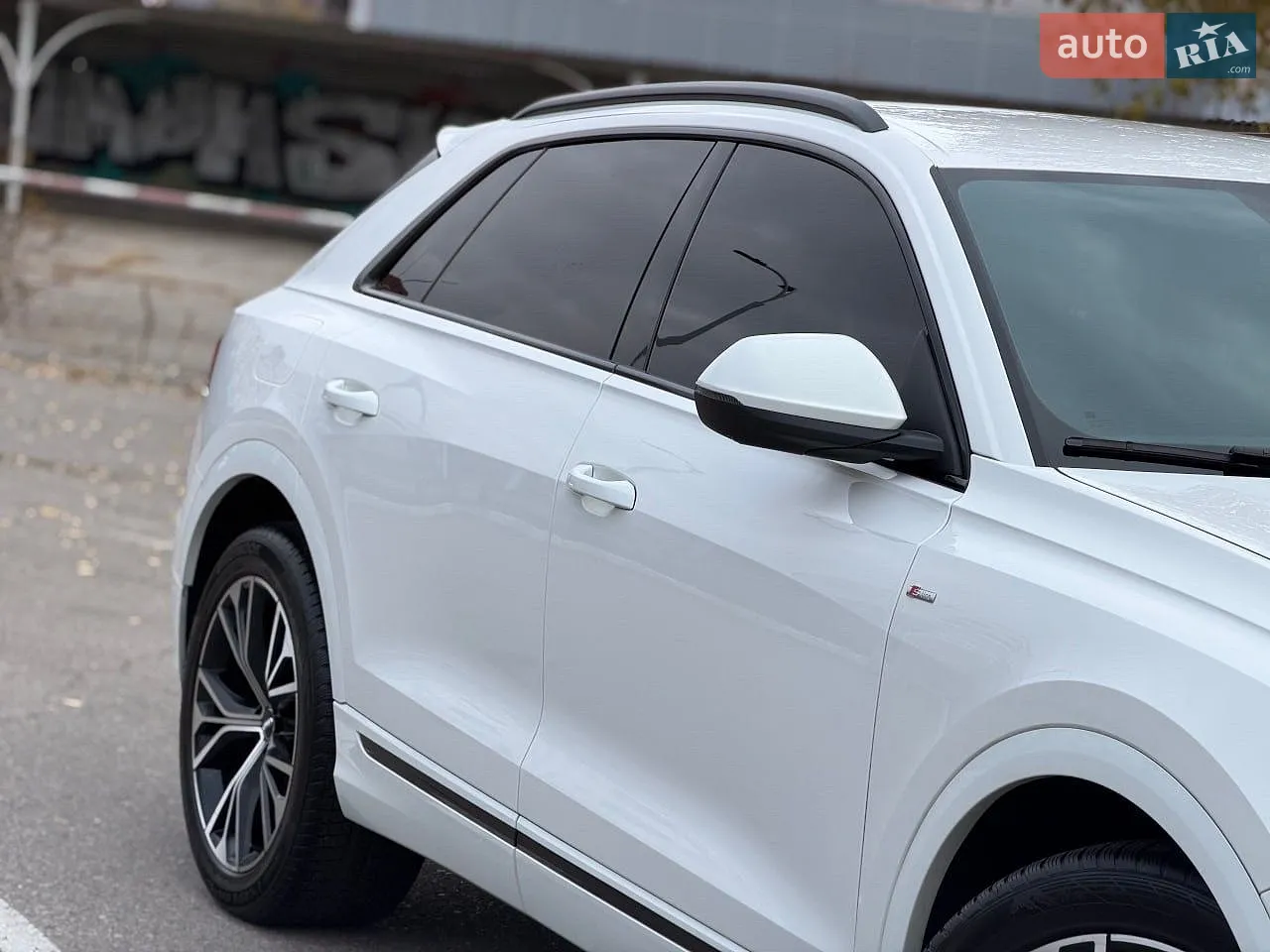 2020 Audi Q8 - мініатюра 3