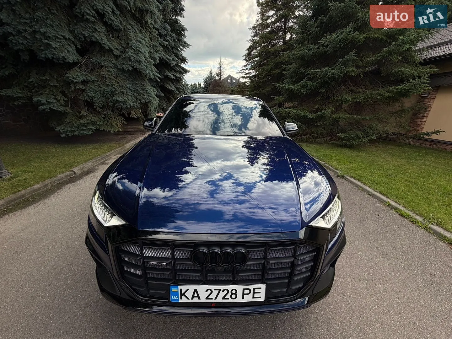 2019 Audi Q8 - мініатюра 2