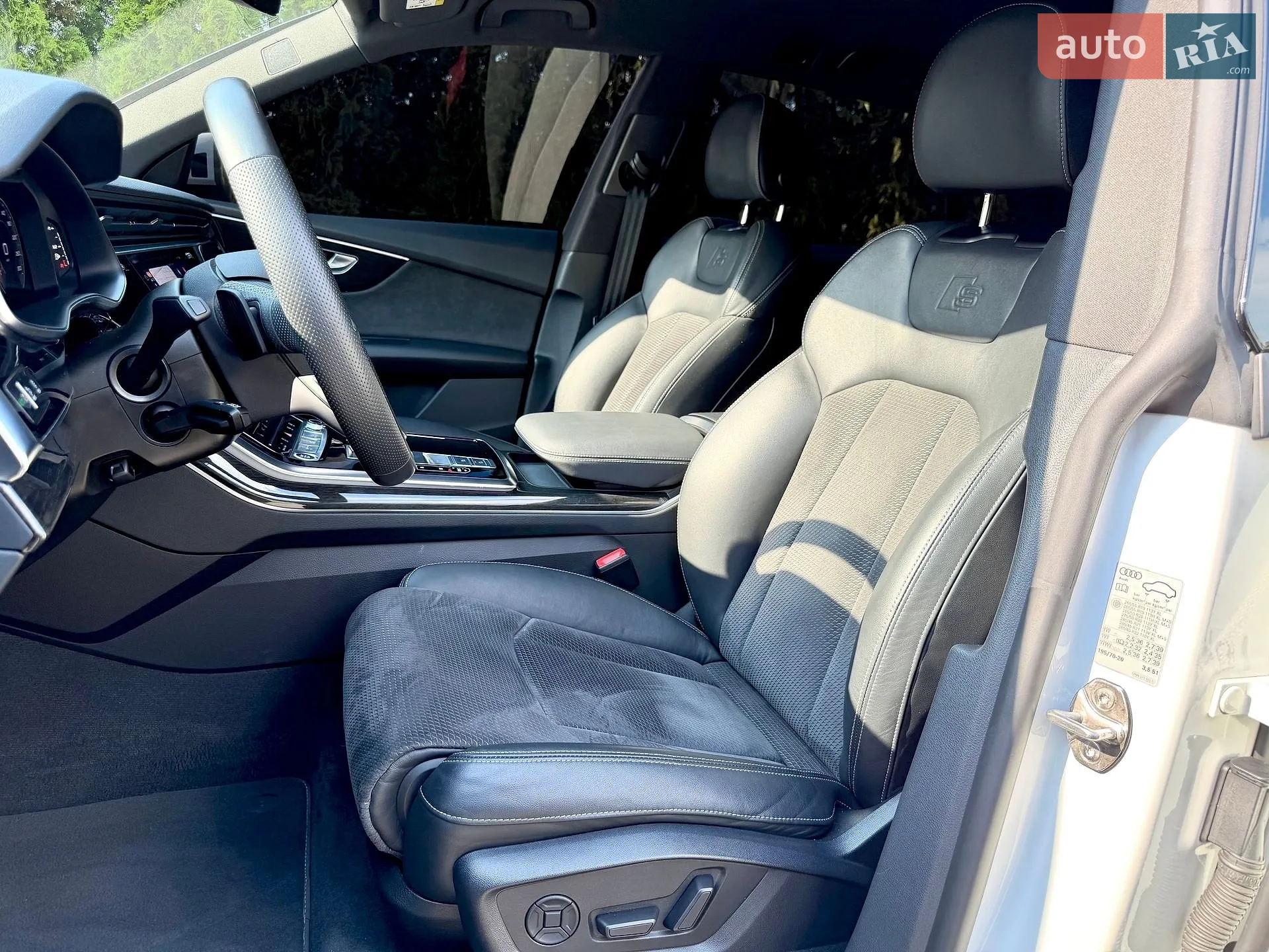 2021 Audi Q8 - мініатюра 26