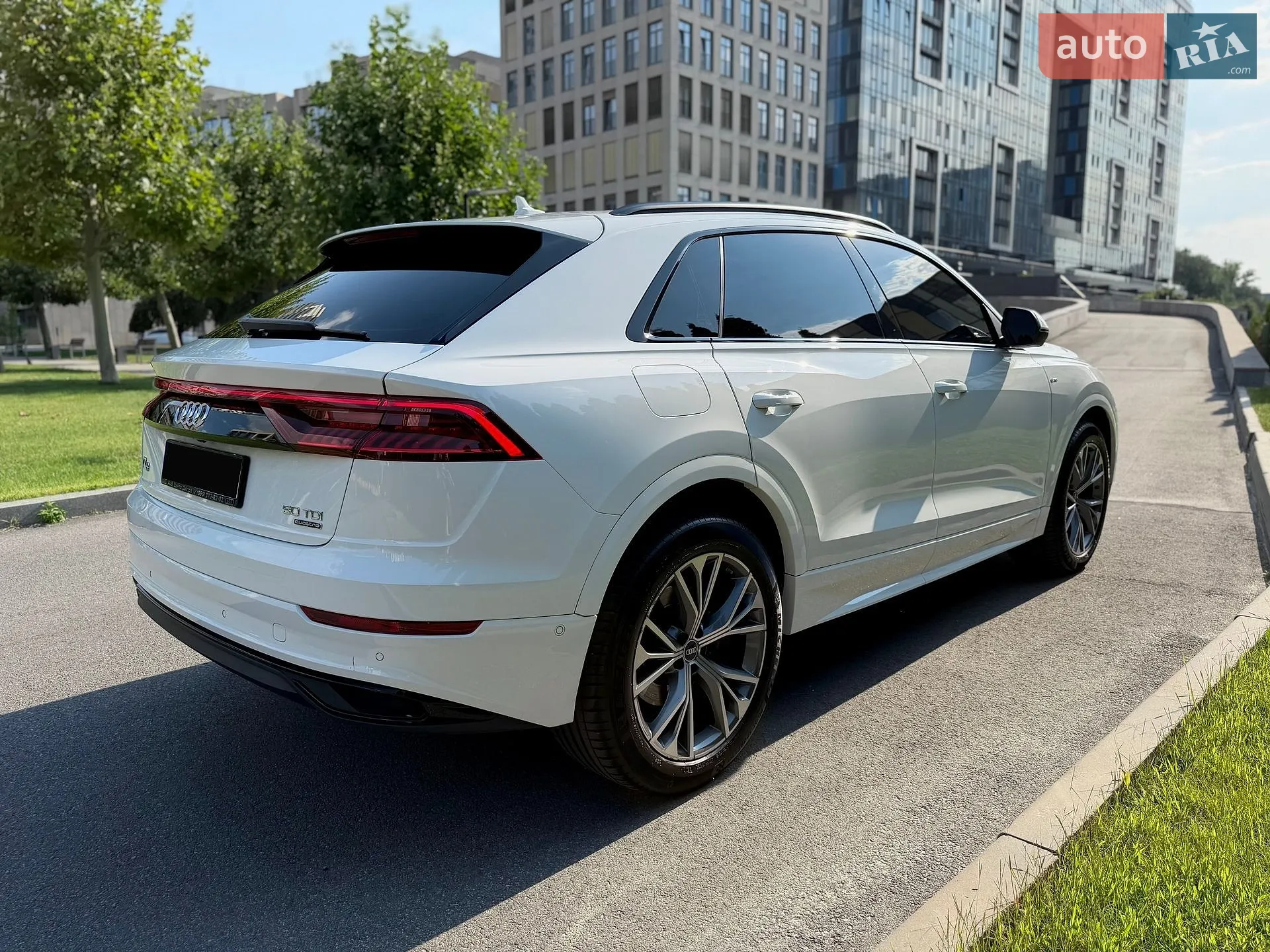 2021 Audi Q8 - мініатюра 13