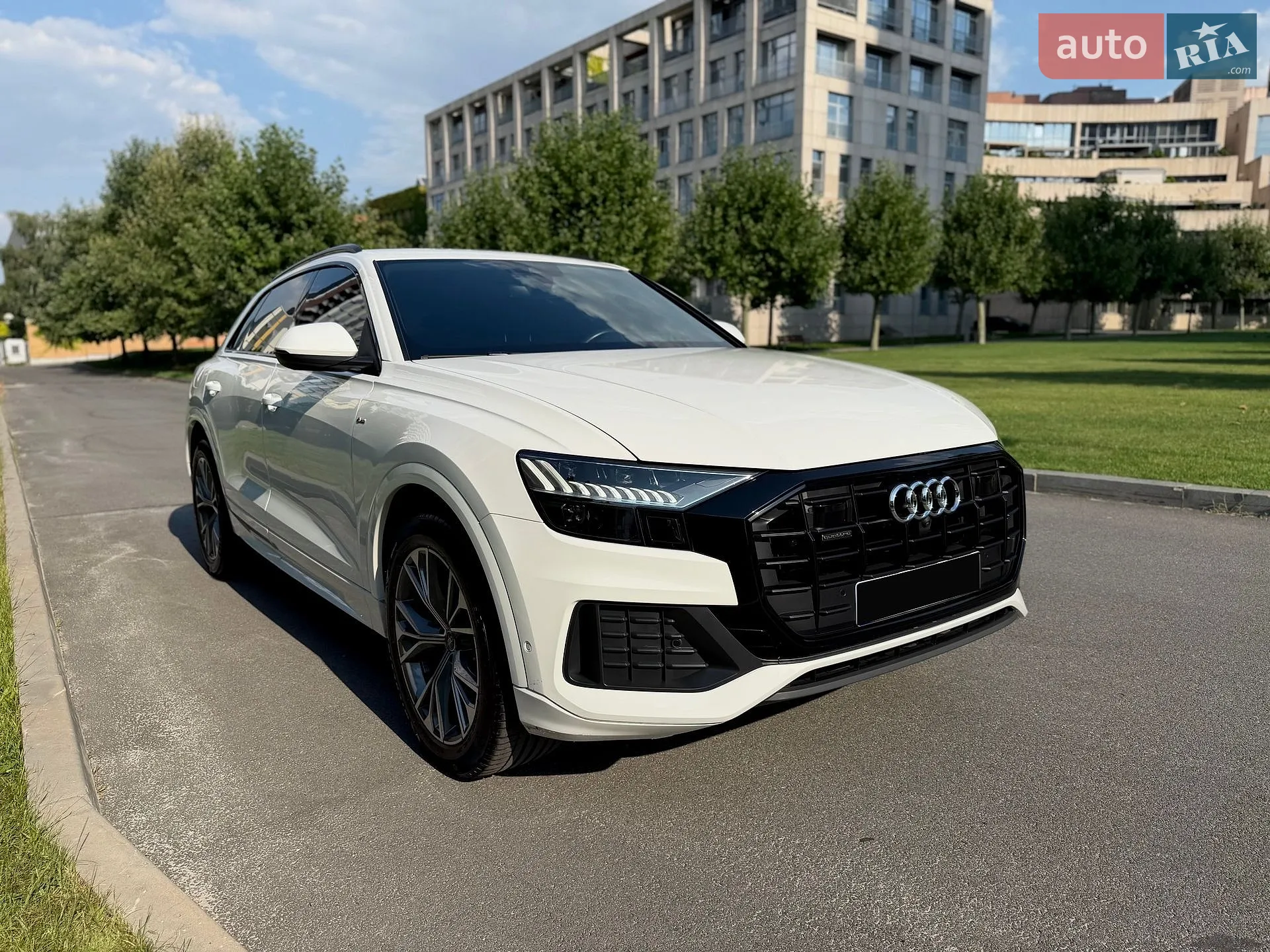 2021 Audi Q8 - мініатюра 16
