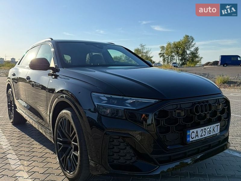 Audi Q8 2025