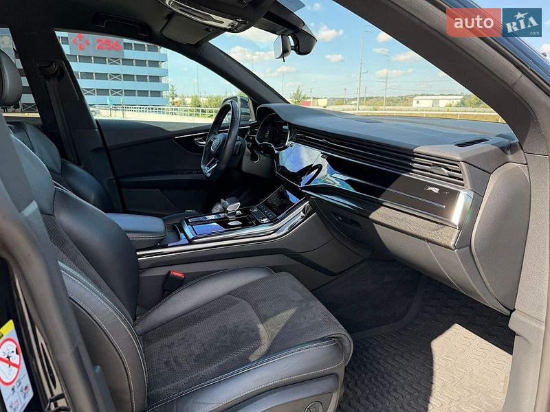 Внедорожник / Кроссовер Audi Q8 2020 в Киеве