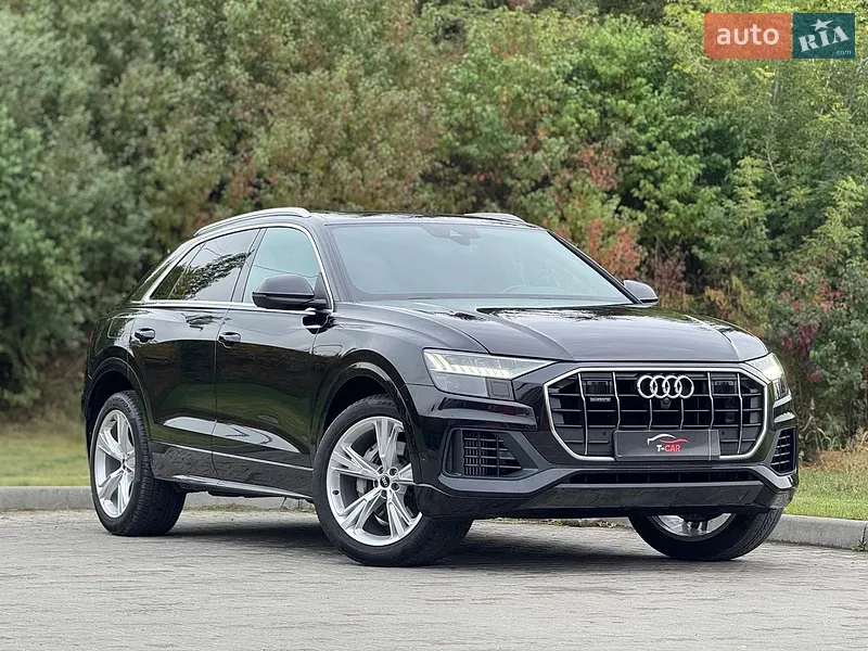 Audi Q8