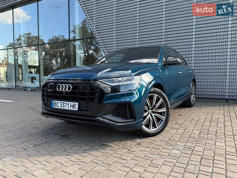 Audi Q8