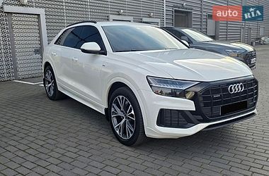 Внедорожник / Кроссовер Audi Q8 2021 в Киеве
