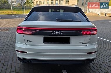 Внедорожник / Кроссовер Audi Q8 2021 в Киеве