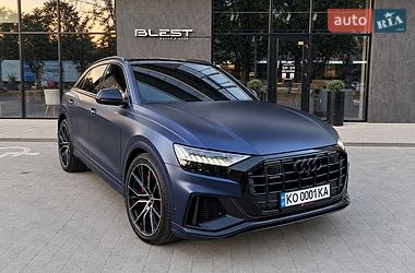 Внедорожник / Кроссовер Audi Q8 2019 в Ужгороде