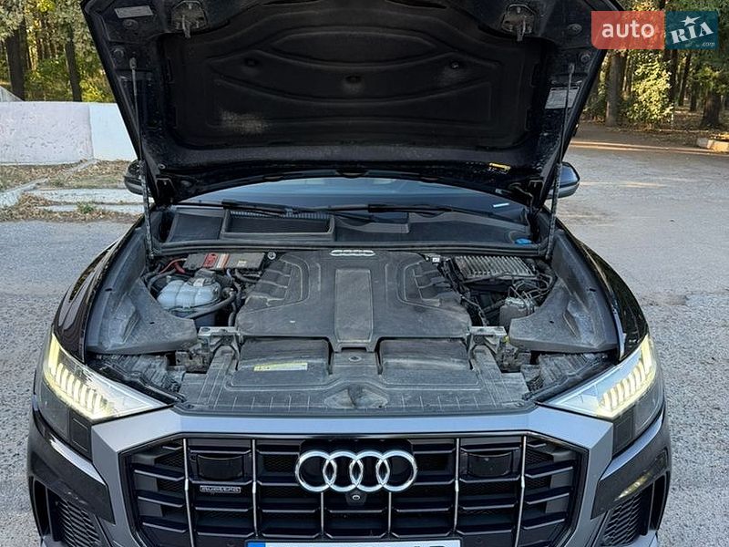 Внедорожник / Кроссовер Audi Q8 2020 в Одессе