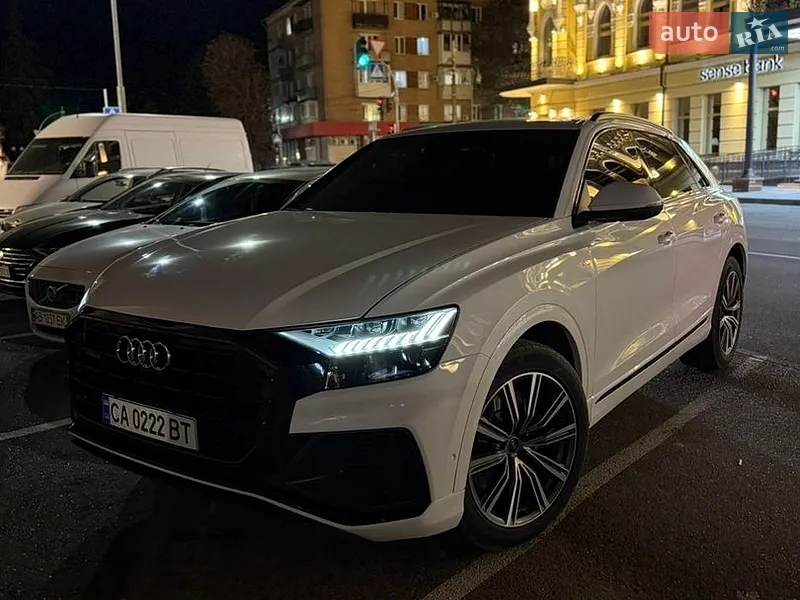 Audi Q8