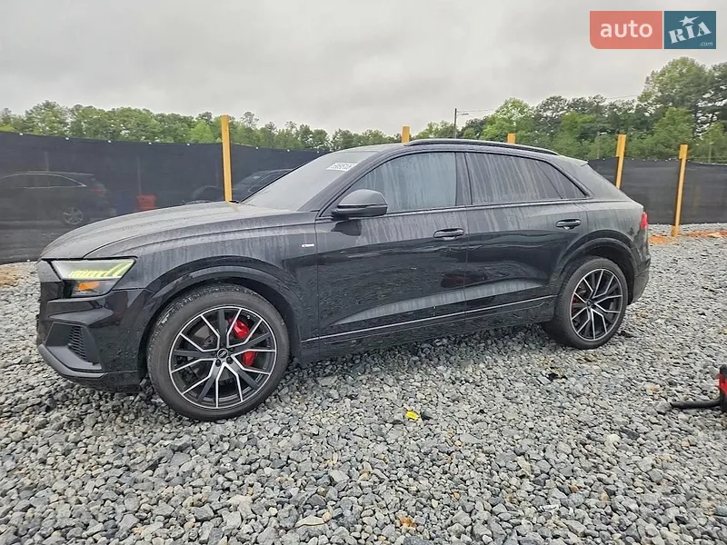 Audi Q8