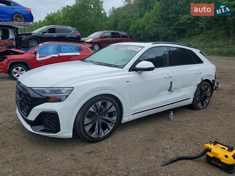Audi Q8