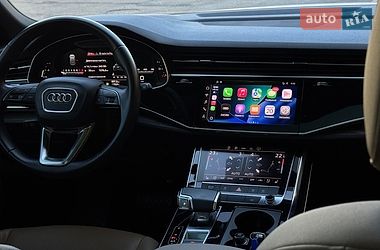 Внедорожник / Кроссовер Audi Q8 2021 в Киеве