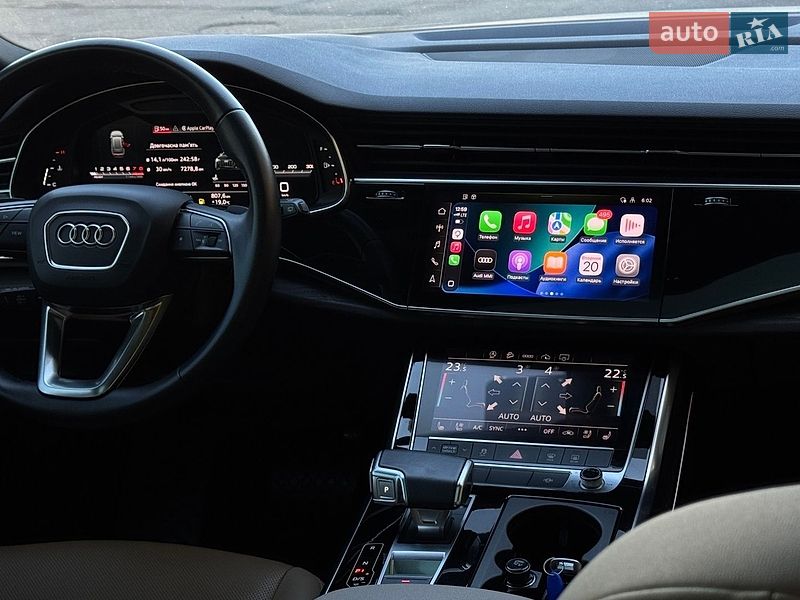 Внедорожник / Кроссовер Audi Q8 2021 в Киеве