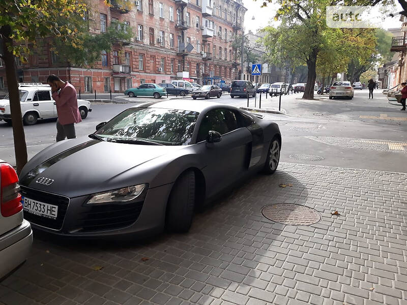 Седан Audi R8 2007 в Одессе