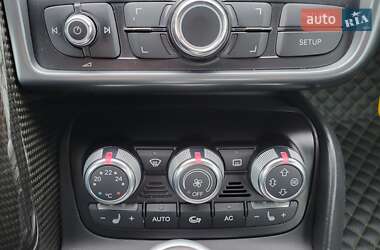 Купе Audi R8 2007 в 