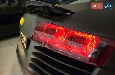 Купе Audi R8 2007 в 