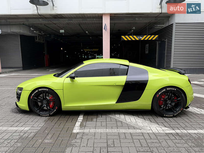 Купе Audi R8 2008 в Киеве