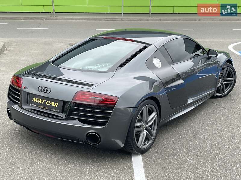 Купе Audi R8 2013 в Киеве