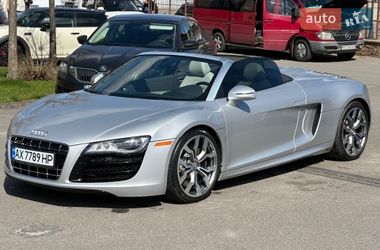 Родстер Audi R8 2011 в Киеве